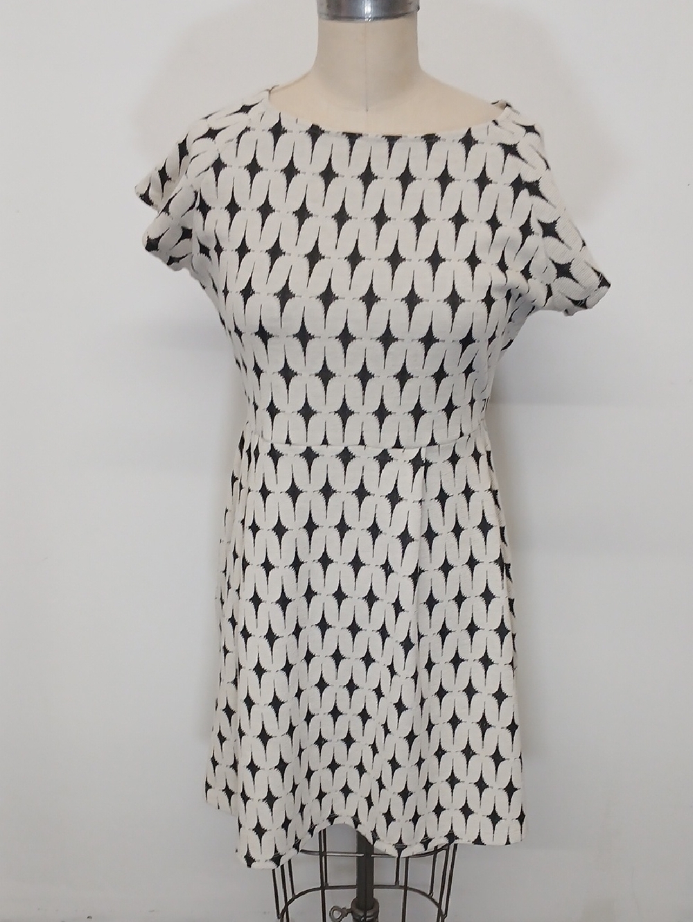 Y2K Renee C. Black and White Geometric Mini Dress / L